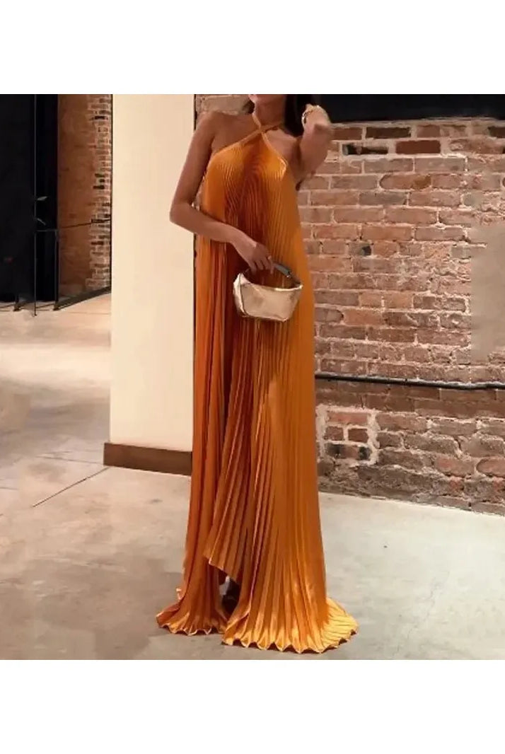 Kyla - Chic Pleated Halter Neck Maxi Dress