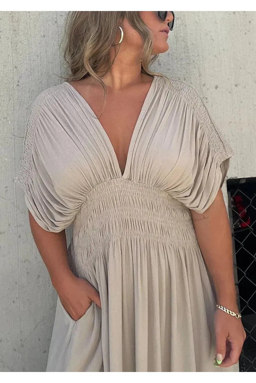 Elyse™ - Elegant Maxi Dress