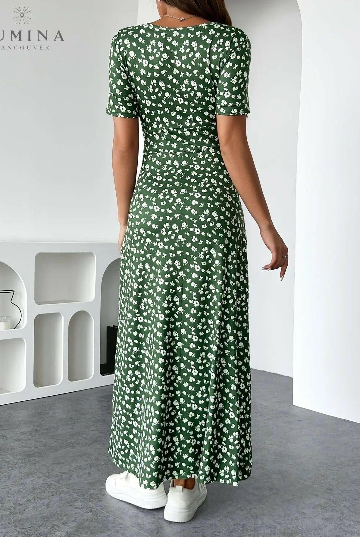 Lucia - The Elegant Floral Knit Dress