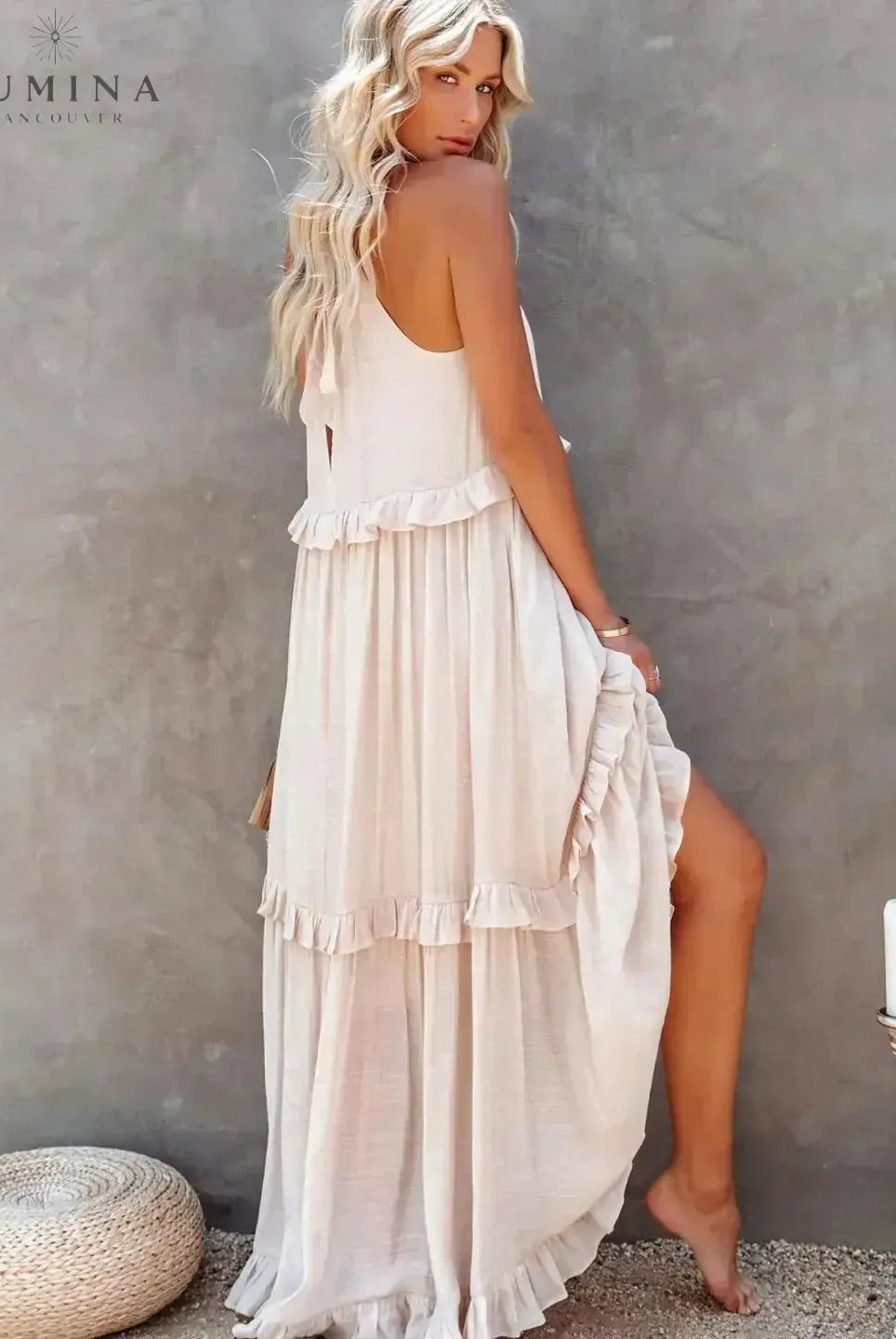 Lorena - Halterneck Dress With Ruffles and Pockets