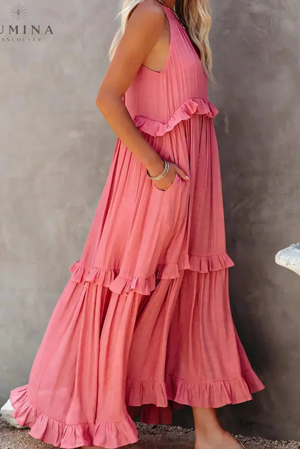 Lorena - Halterneck Dress With Ruffles and Pockets