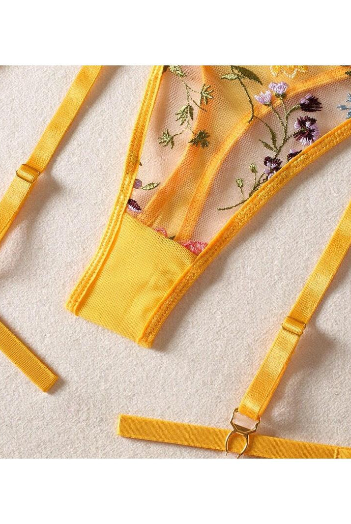 Daisy | 3-Piece French Lingerie Set