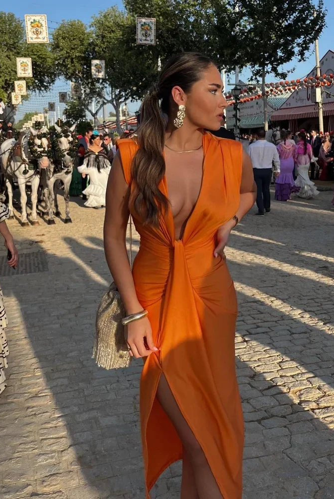 Yvaine - Elegant Pleated Dress