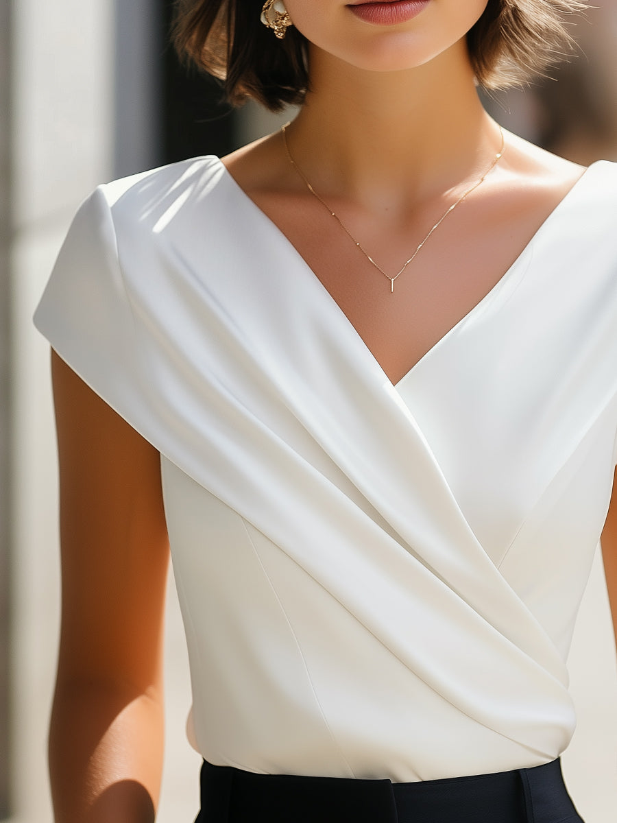 Luna | Sleeveless V-Neck Pleated Blouse - Lumina Vancouver - Lumina Vancouver